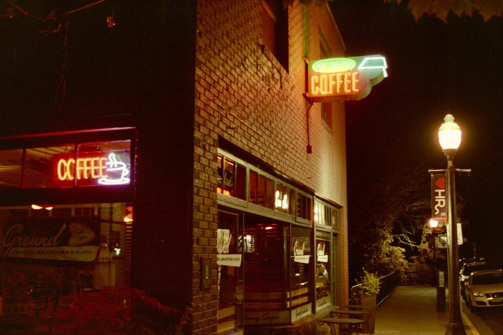 Coffee, after dark, Ground, Hood River